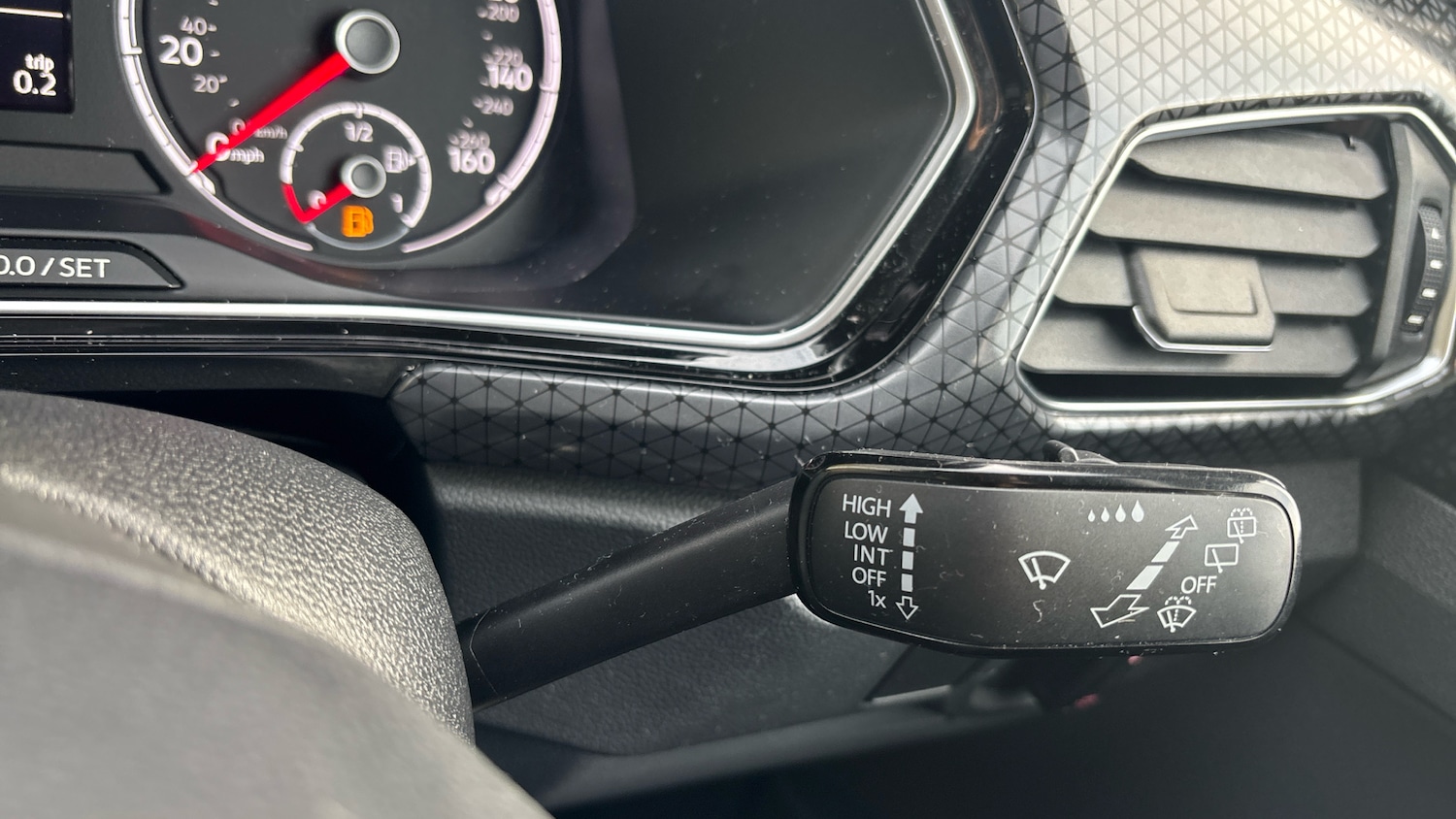 Used Volkswagen T-Cross 2019 for sale - 76853574: Photo 24