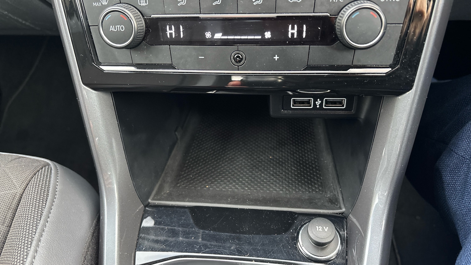 Used Volkswagen T-Cross 2019 for sale - 76853574: Photo 33