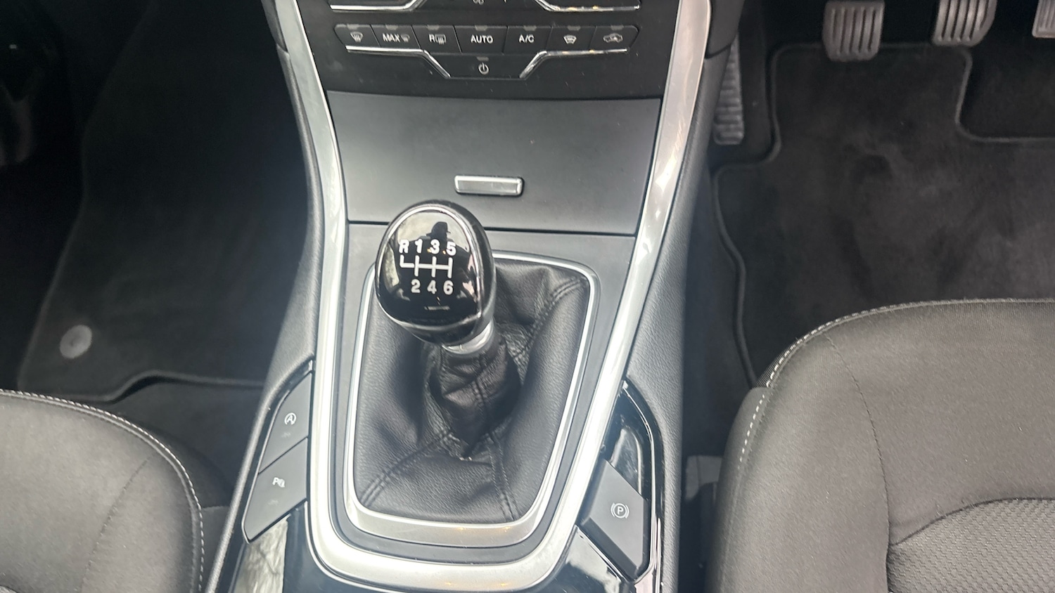 Used Ford Galaxy 2022 for sale - 77963070: Photo 13