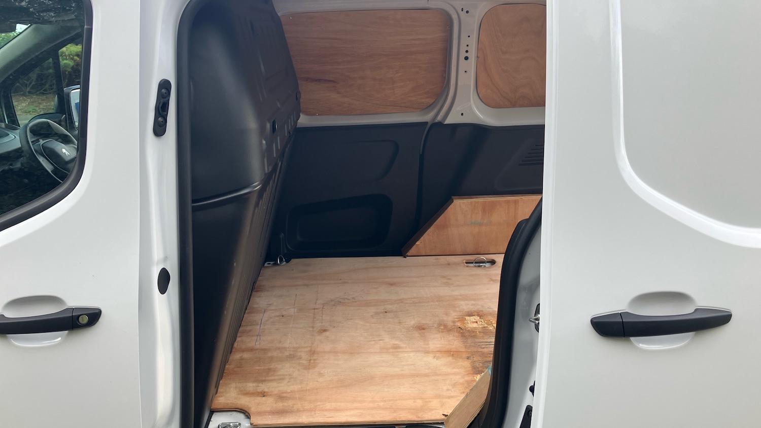 Used Peugeot Partner 2024 for sale - 76493709: Photo 5