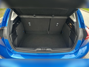 Used Ford Focus 2022 for sale - 76205944: Photo 4