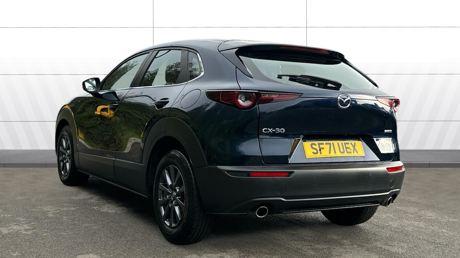Used Mazda CX-30 2021 for sale - 76329536: Photo 2