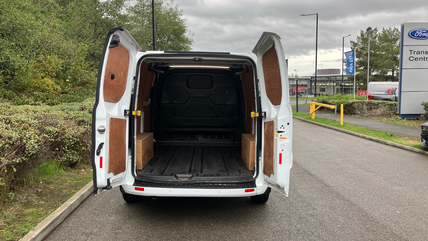 Used Ford Transit Custom 2023 for sale - 76144517: Photo 3