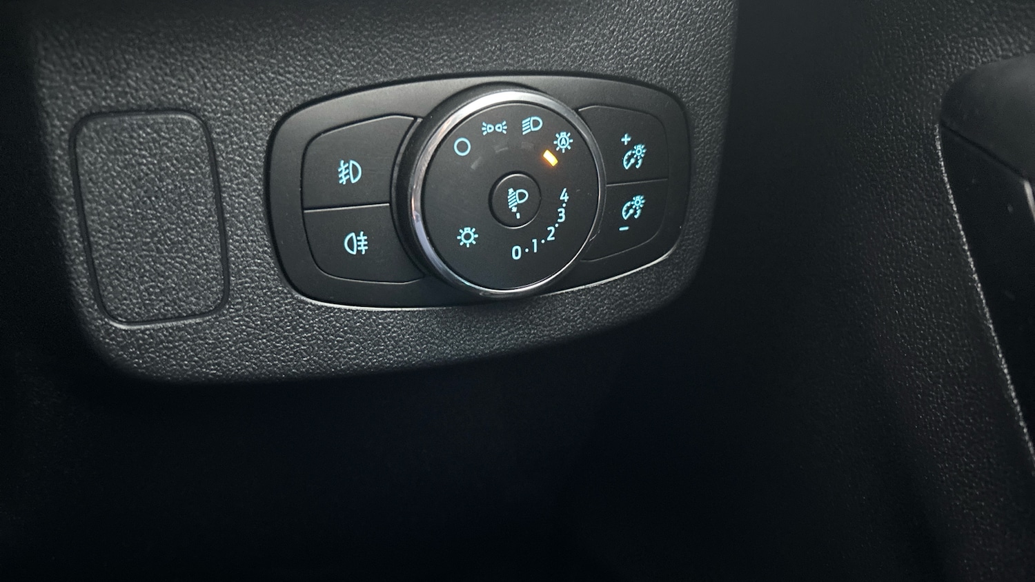 Used Ford Puma 2023 for sale - 77296988: Photo 25