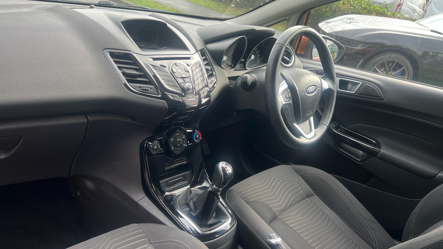 Used Ford Fiesta 2015 for sale - 76339980: Photo 9