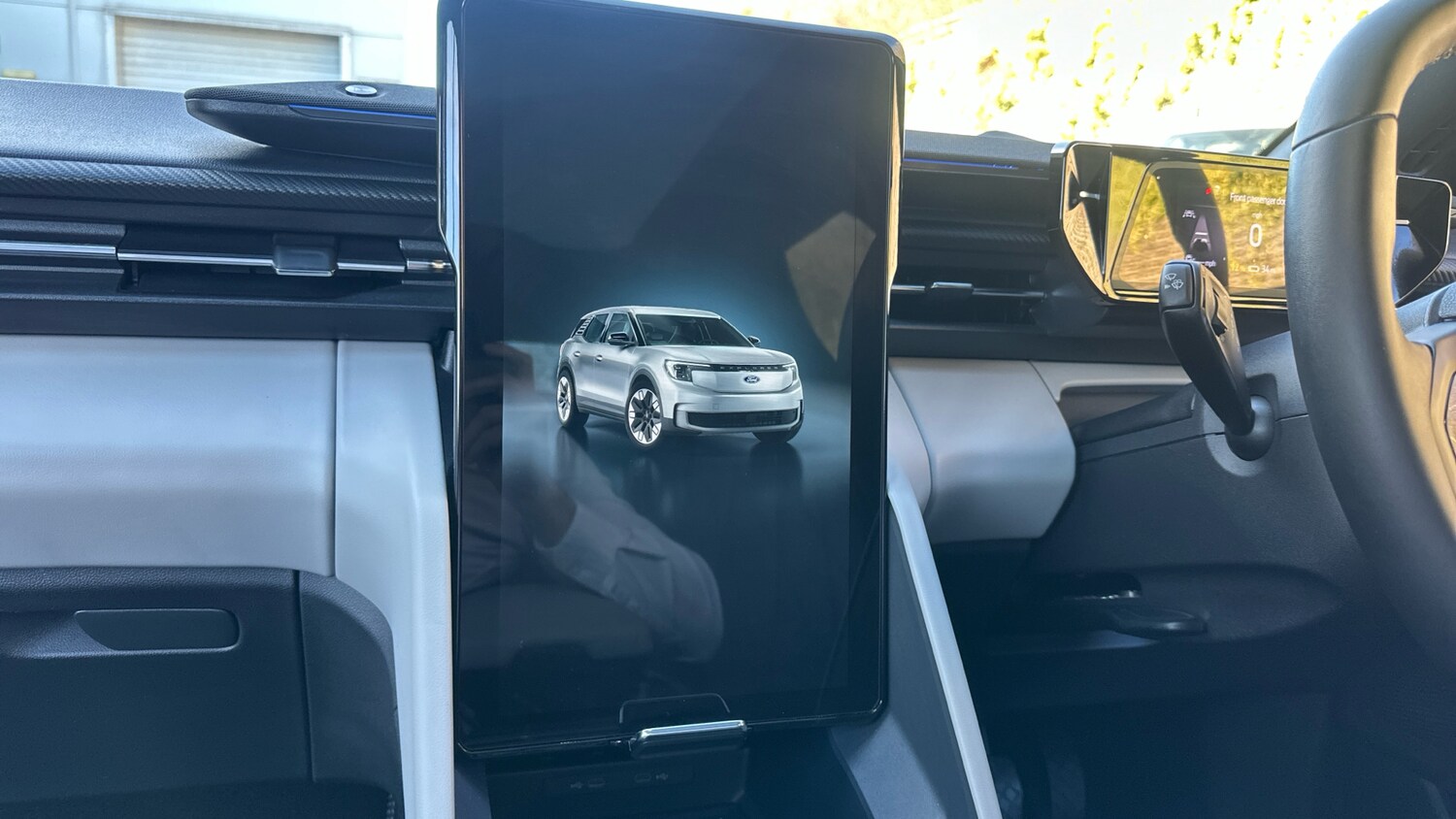 Used Ford Explorer 2025 for sale - 77946979: Photo 12