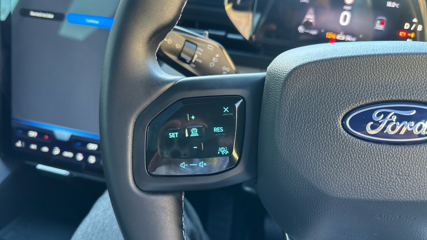 Used Ford Explorer 2025 for sale - 77946979: Photo 21