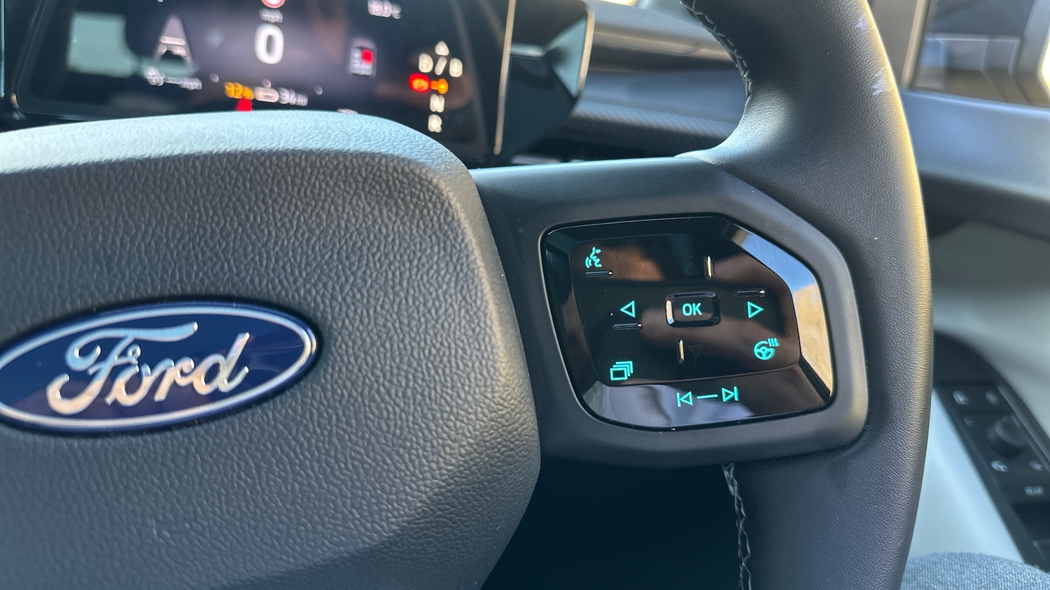 Used Ford Explorer 2025 for sale - 77946979: Photo 22