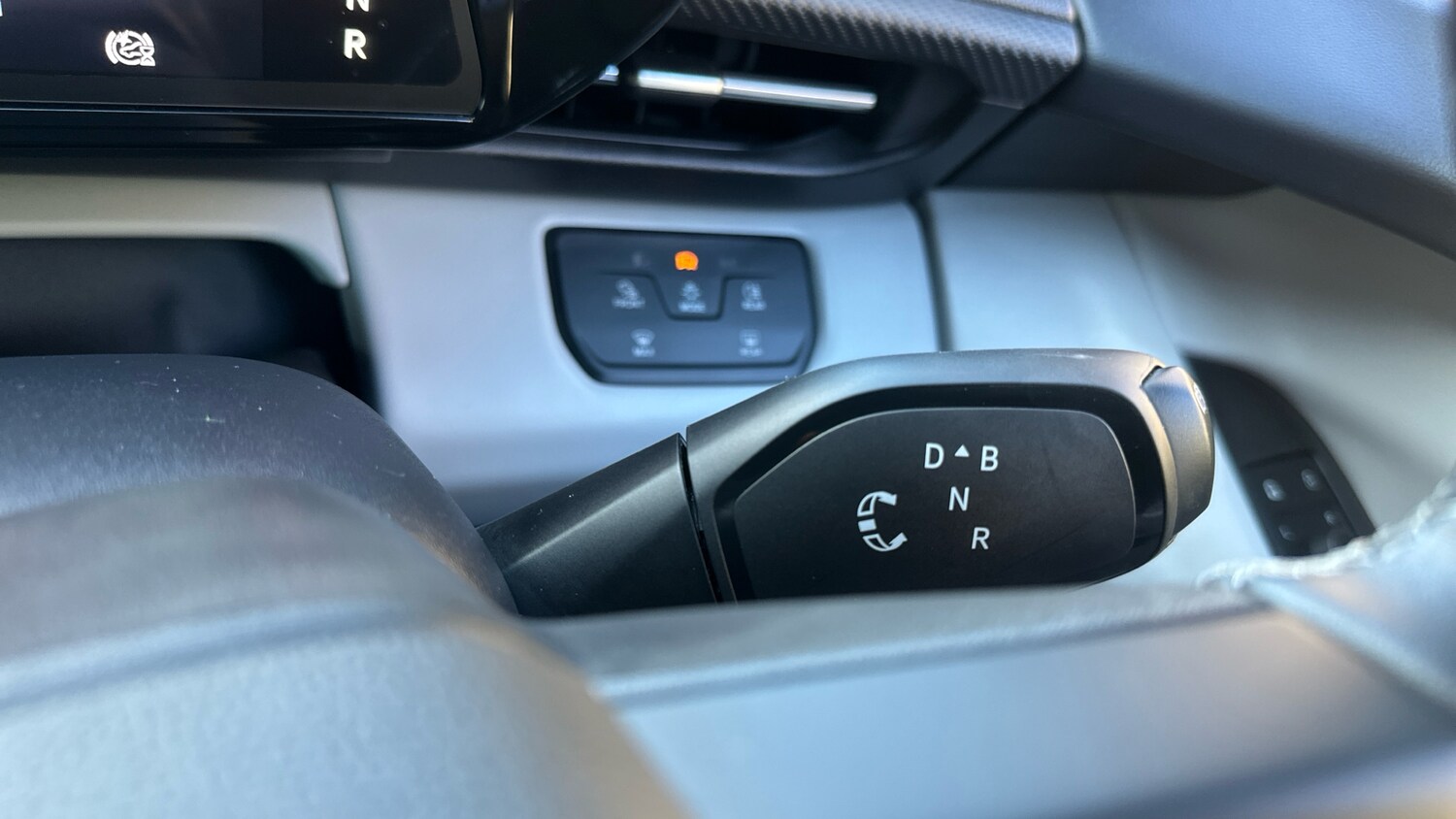 Used Ford Explorer 2025 for sale - 77946979: Photo 24