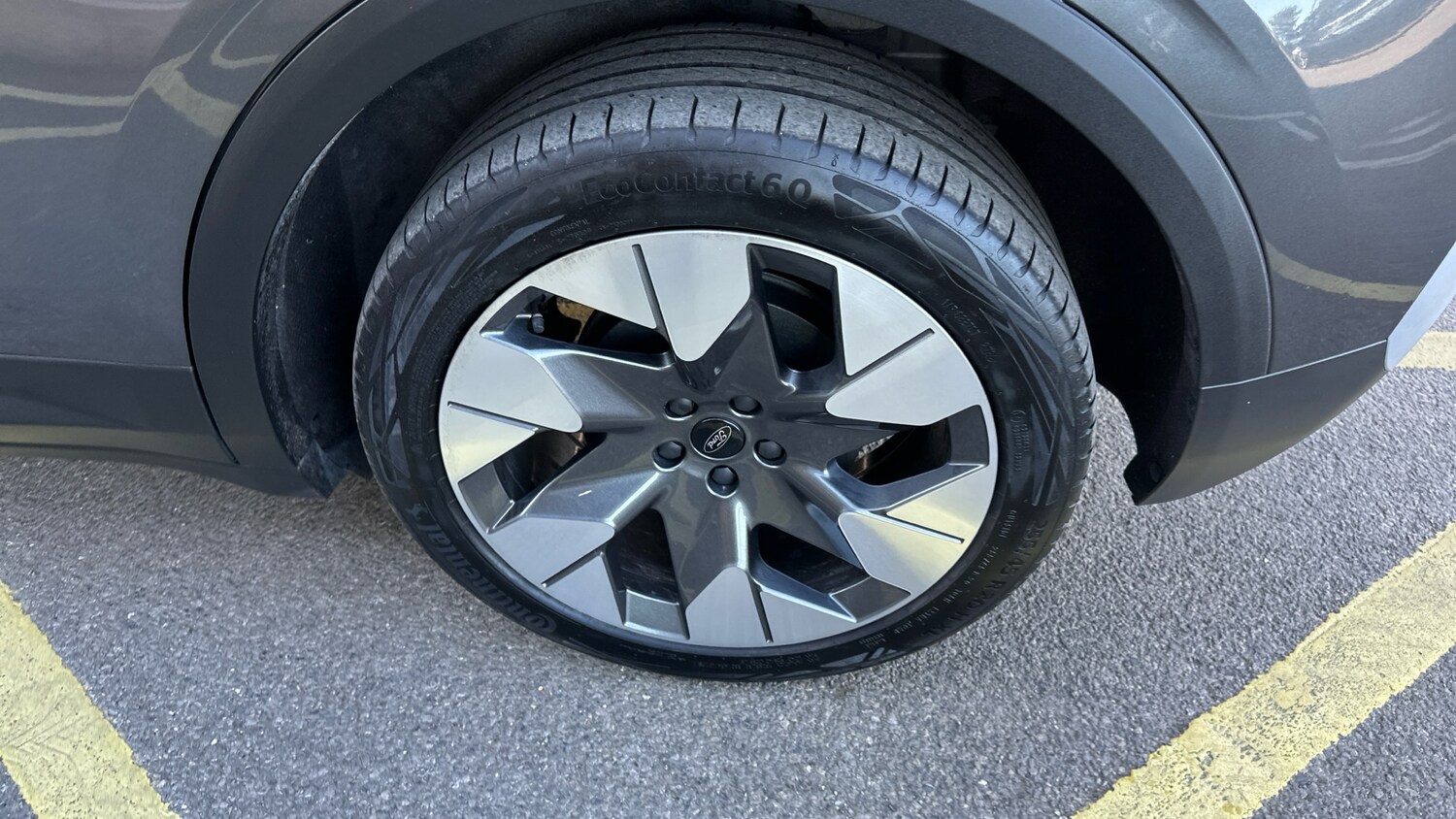 Used Ford Explorer 2025 for sale - 77946979: Photo 47