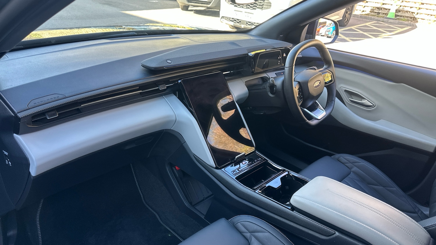 Used Ford Explorer 2025 for sale - 77946979: Photo 9