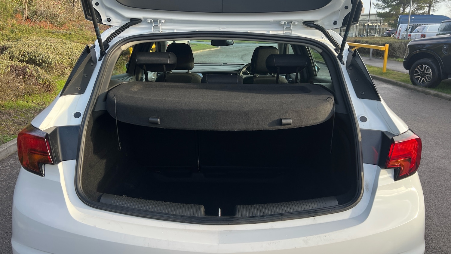 Used Vauxhall Astra 2020 for sale - 77504019: Photo 4