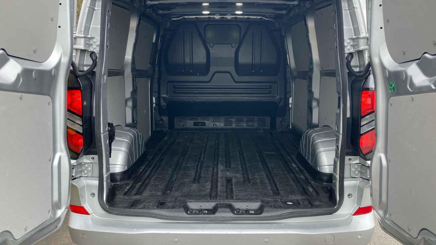 Used Ford Transit Custom 2024 for sale - 77915366: Photo 12