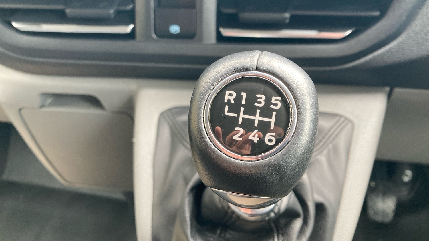 Used Ford Transit Custom 2024 for sale - 77915366: Photo 24