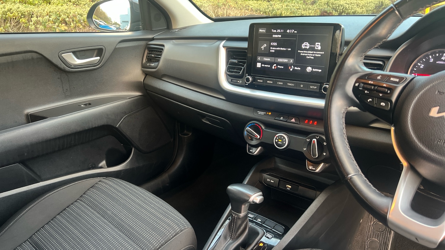 Used Kia Stonic 2022 for sale - 76707149: Photo 14