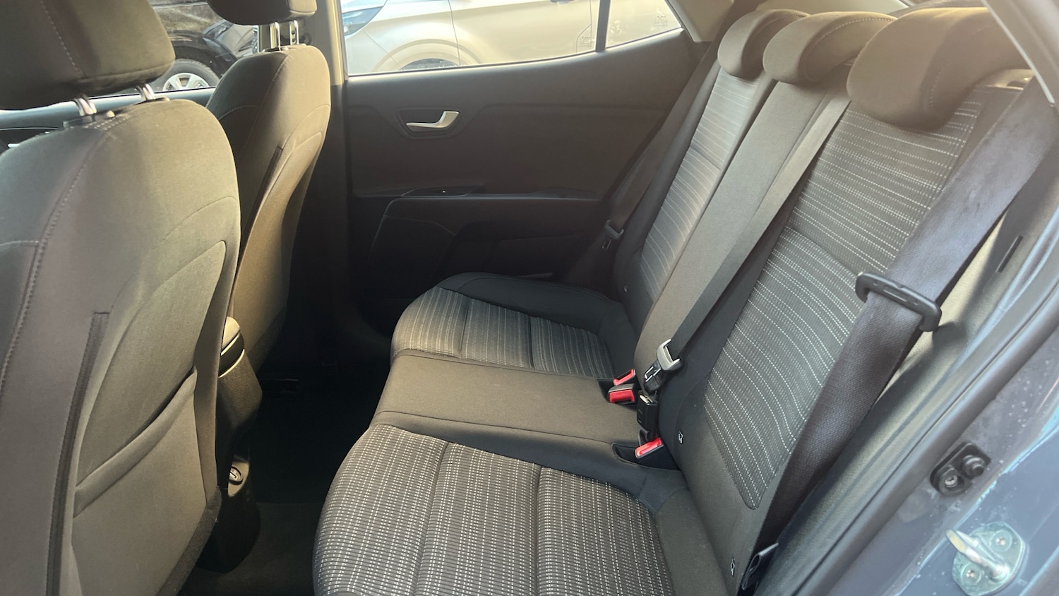 Used Kia Stonic 2022 for sale - 76707149: Photo 16