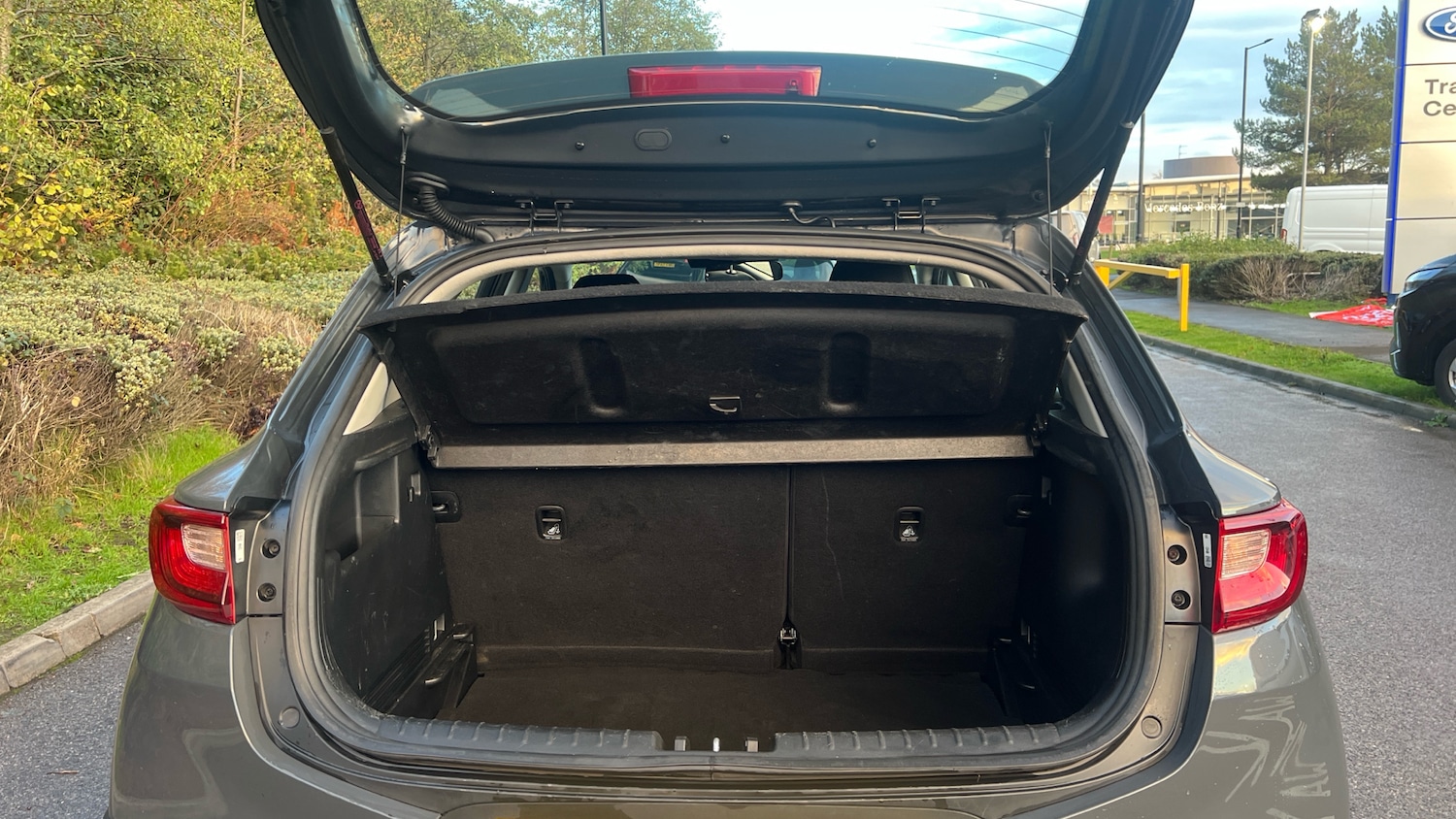 Used Kia Stonic 2022 for sale - 76707149: Photo 4