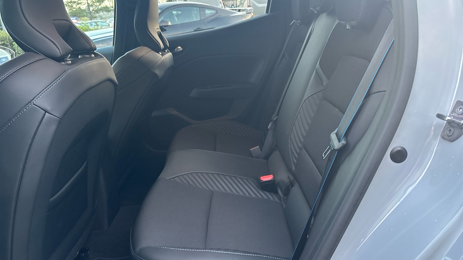 Used Renault Clio 2024 for sale - 76403143: Photo 16