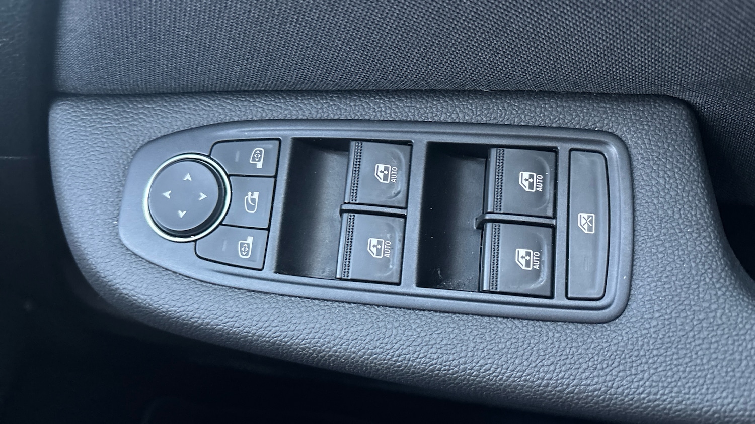 Used Renault Clio 2024 for sale - 76403143: Photo 26