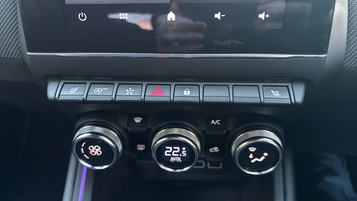 Used Renault Clio 2024 for sale - 76403143: Photo 28