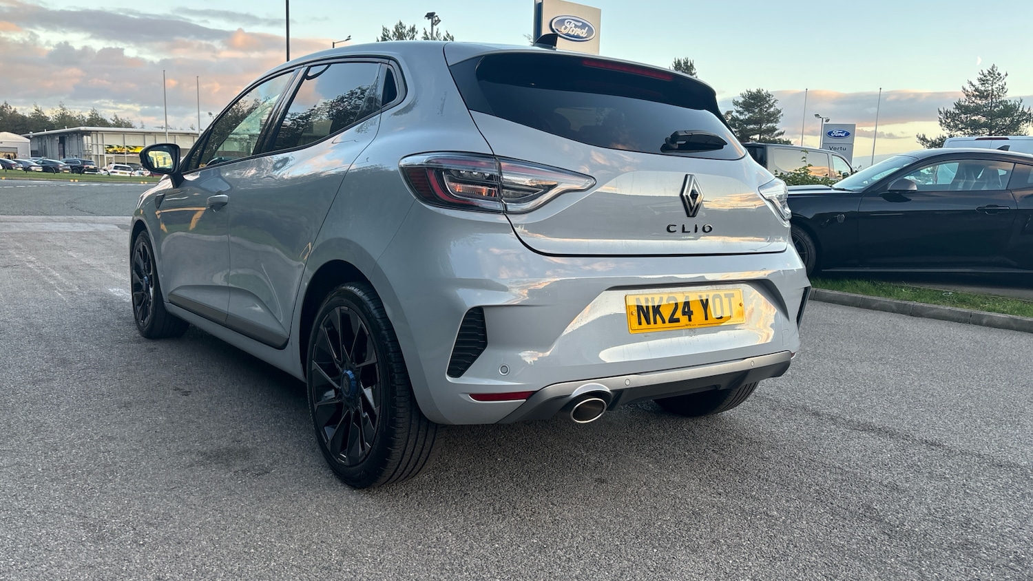 Used Renault Clio 2024 for sale - 76403143: Photo 53