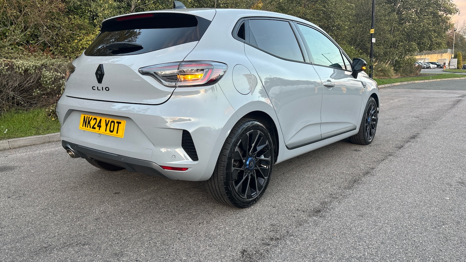 Used Renault Clio 2024 for sale - 76403143: Photo 56