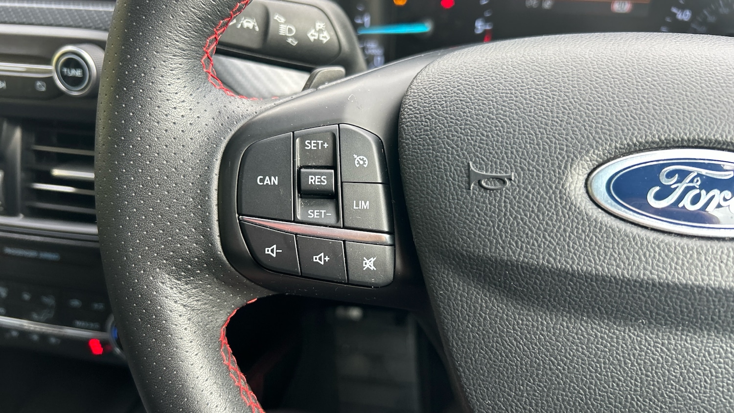 Used Ford Focus 2019 for sale - 76464370: Photo 28