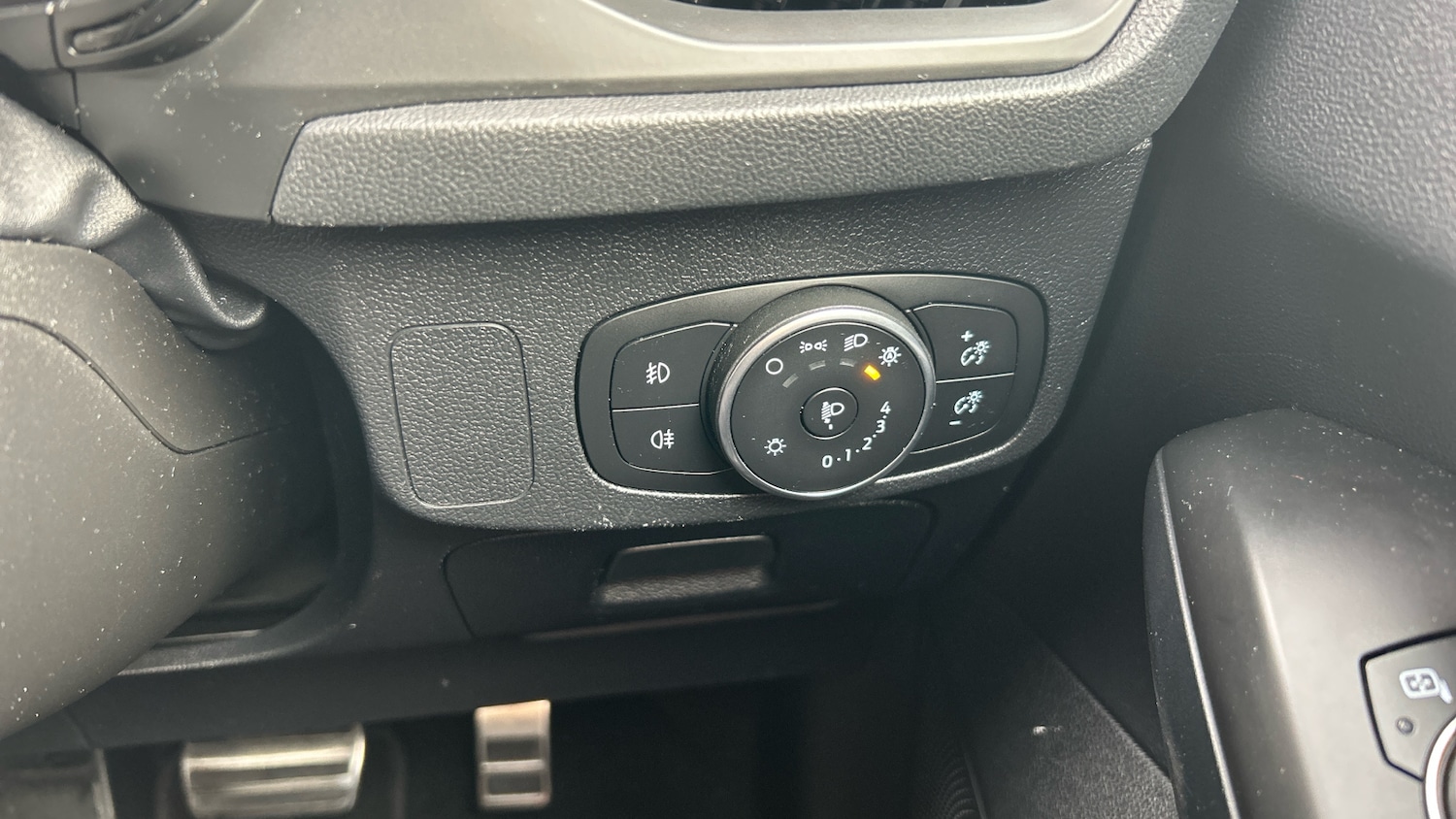 Used Ford Focus 2019 for sale - 76464370: Photo 32