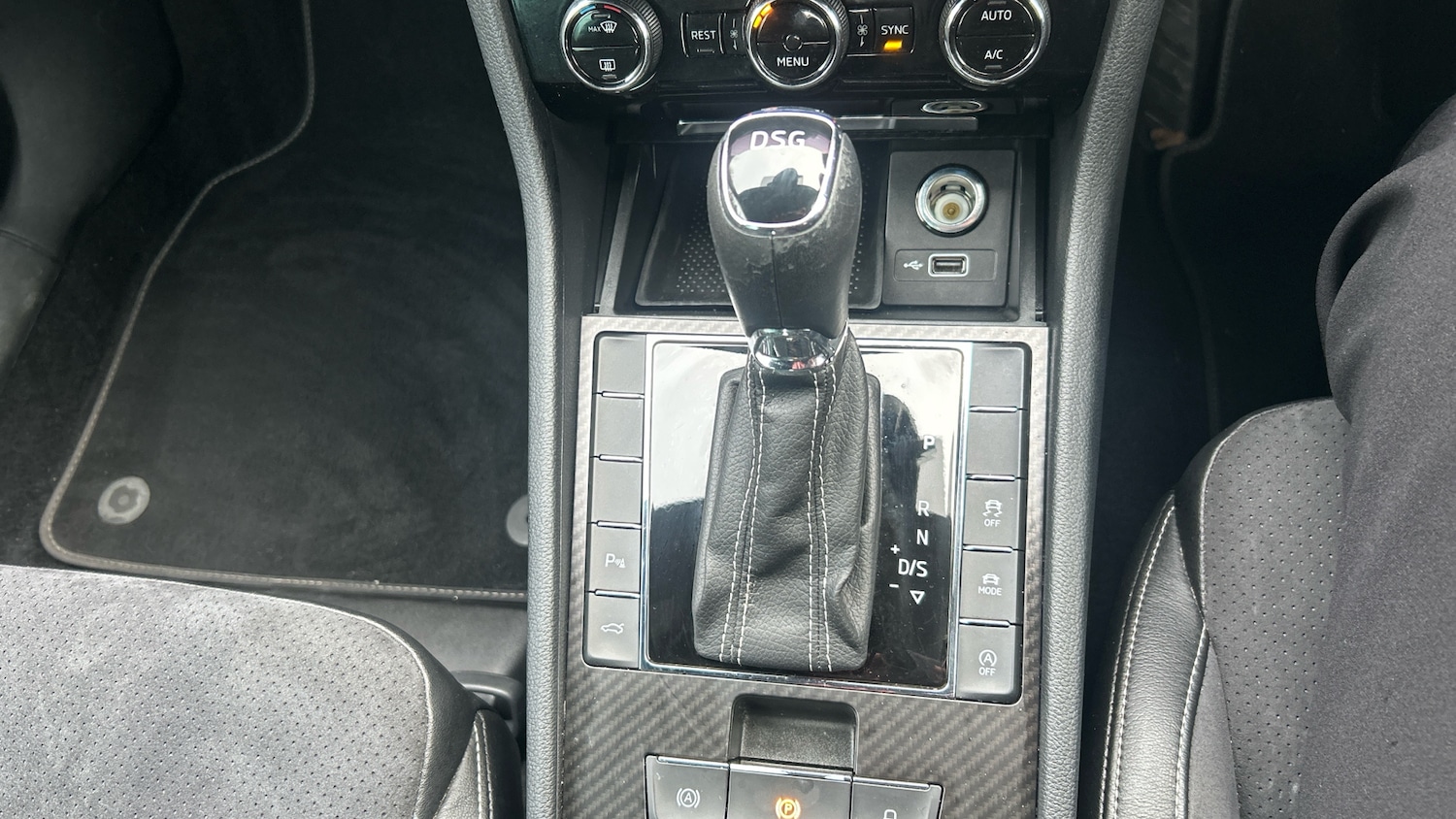 Used Skoda Superb 2019 for sale - 77363961: Photo 13