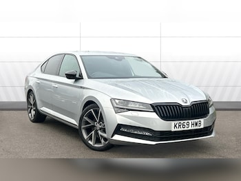 Used Skoda Superb 2019 for sale - 77363961: Photo