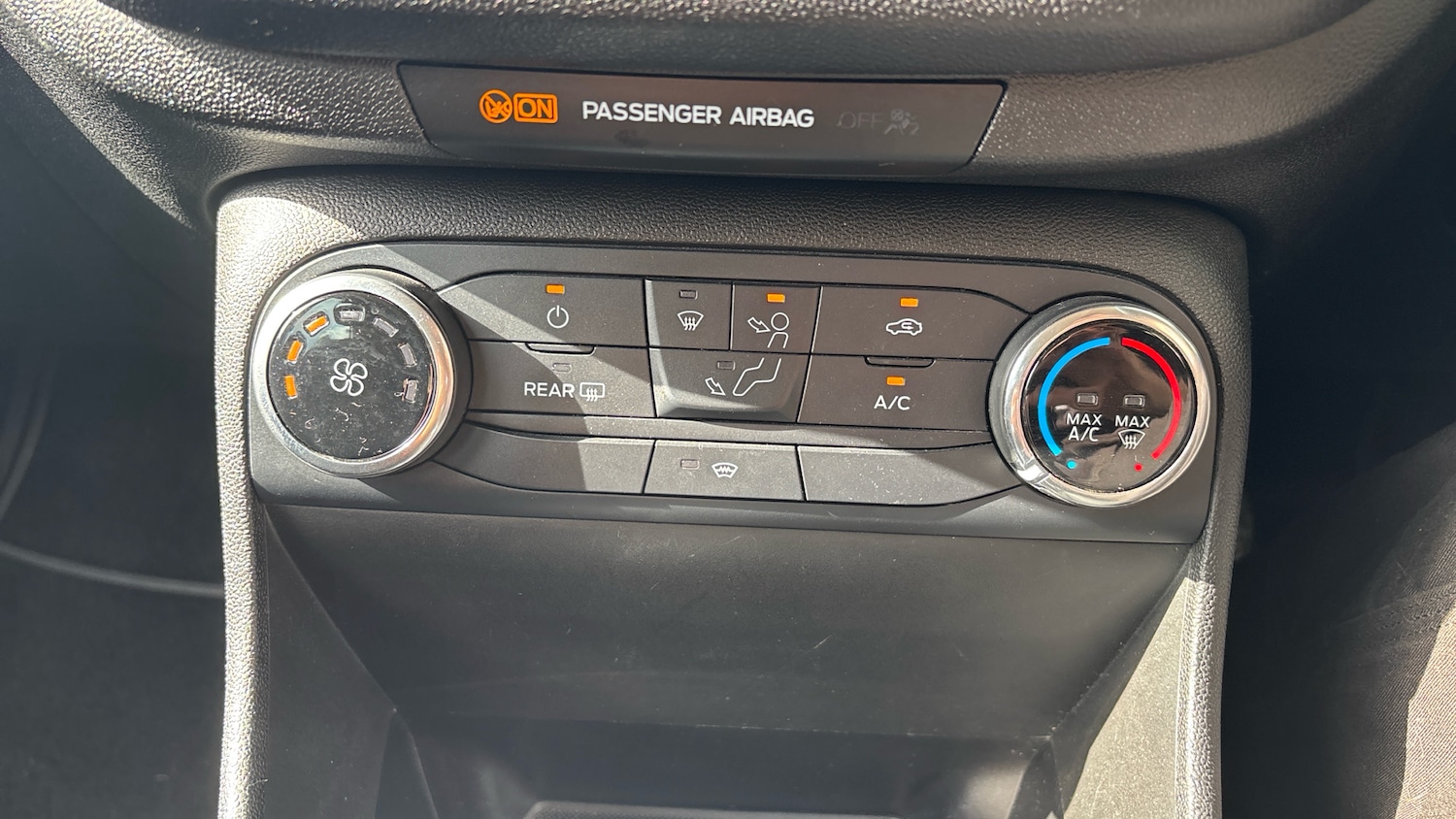 Used Ford Fiesta 2018 for sale - 76354915: Photo 33