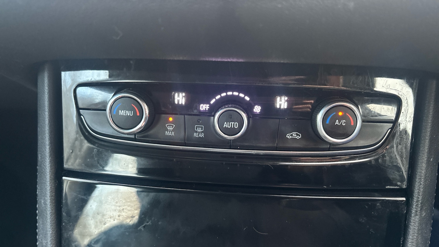 Used Vauxhall Grandland X 2019 for sale - 76853579: Photo 28