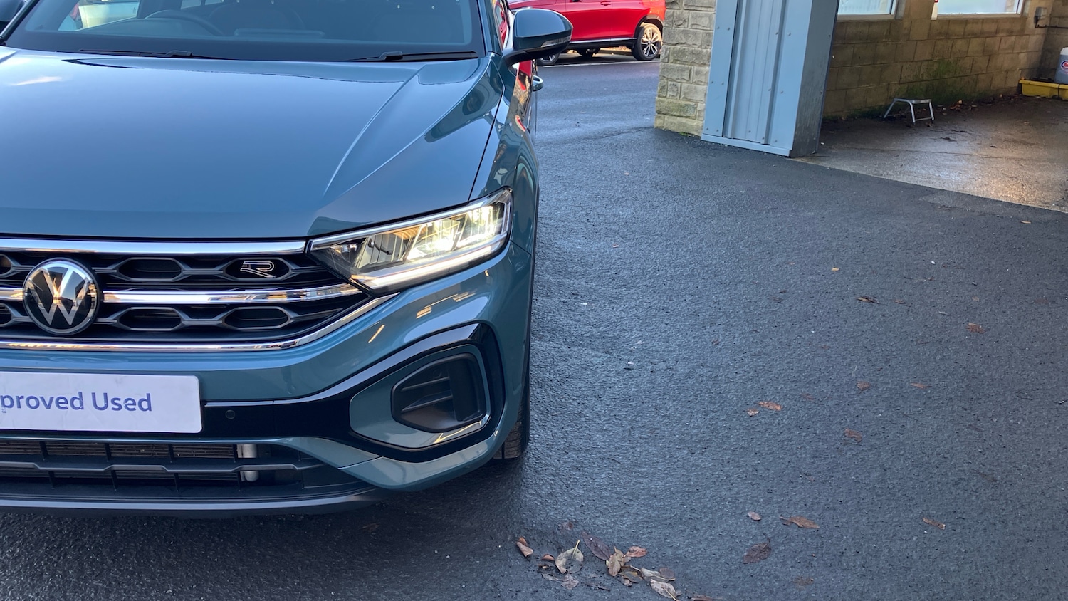 Used Volkswagen T-Roc 2025 for sale - 77871925: Photo 35