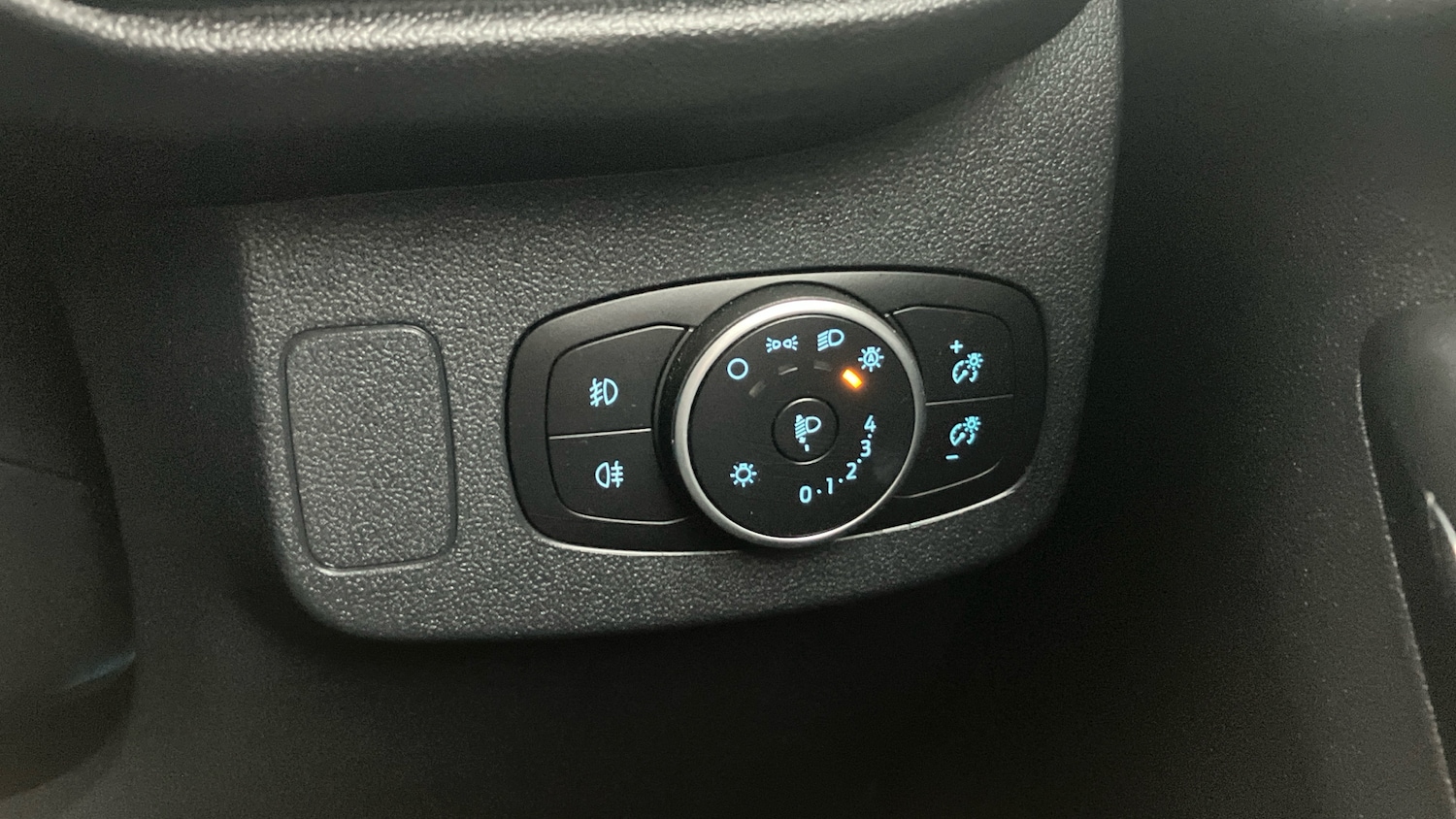 Used Ford Puma 2020 for sale - 77044600: Photo 28