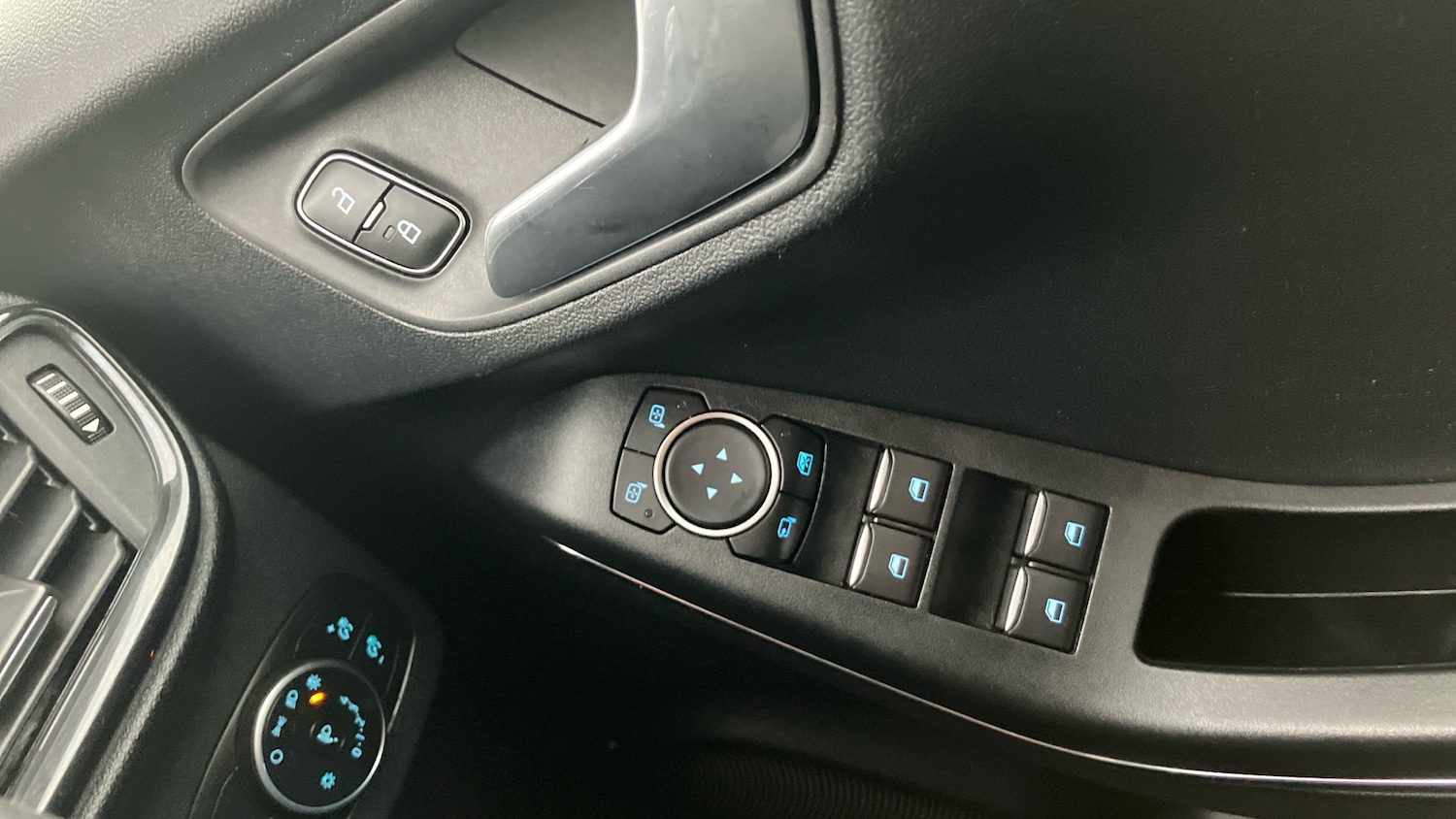 Used Ford Puma 2020 for sale - 77044600: Photo 29