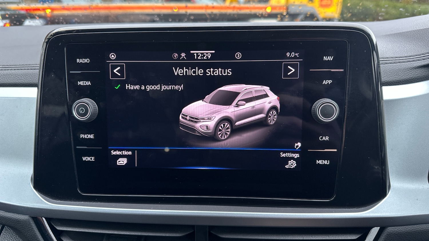 Used Volkswagen T-Roc 2024 for sale - 76776303: Photo 29