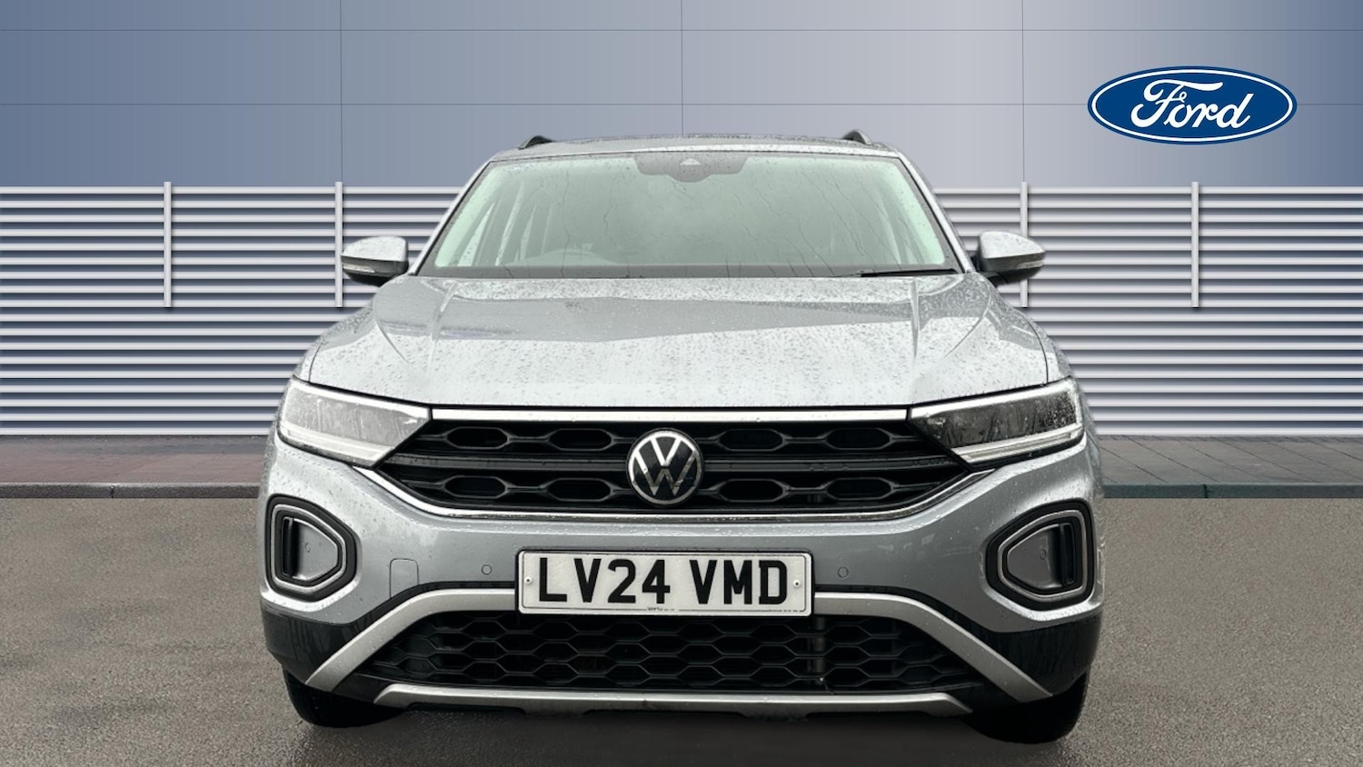 Used Volkswagen T-Roc 2024 for sale - 76776303: Photo 3