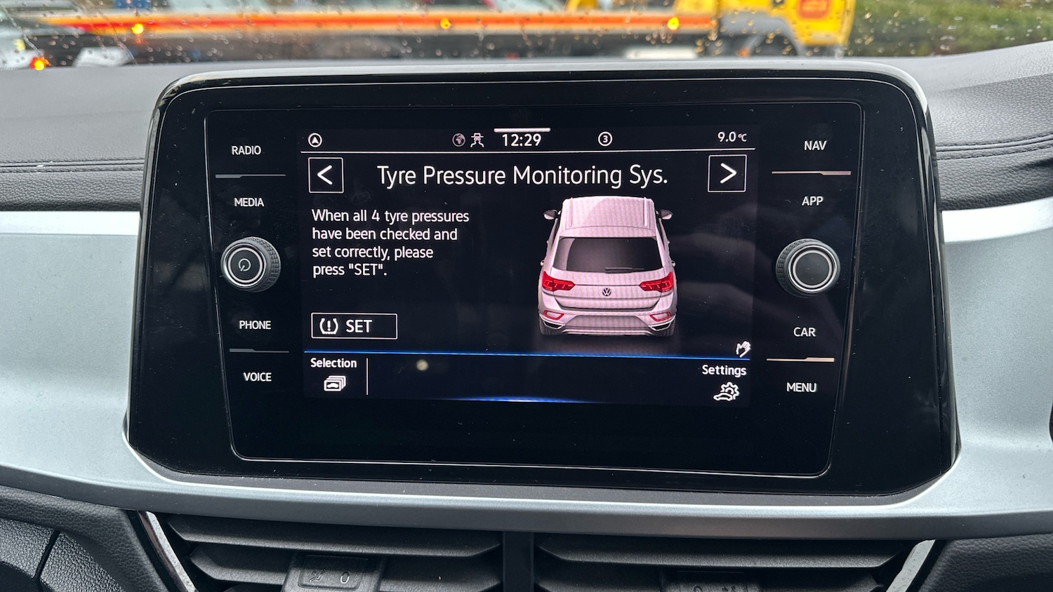 Used Volkswagen T-Roc 2024 for sale - 76776303: Photo 30