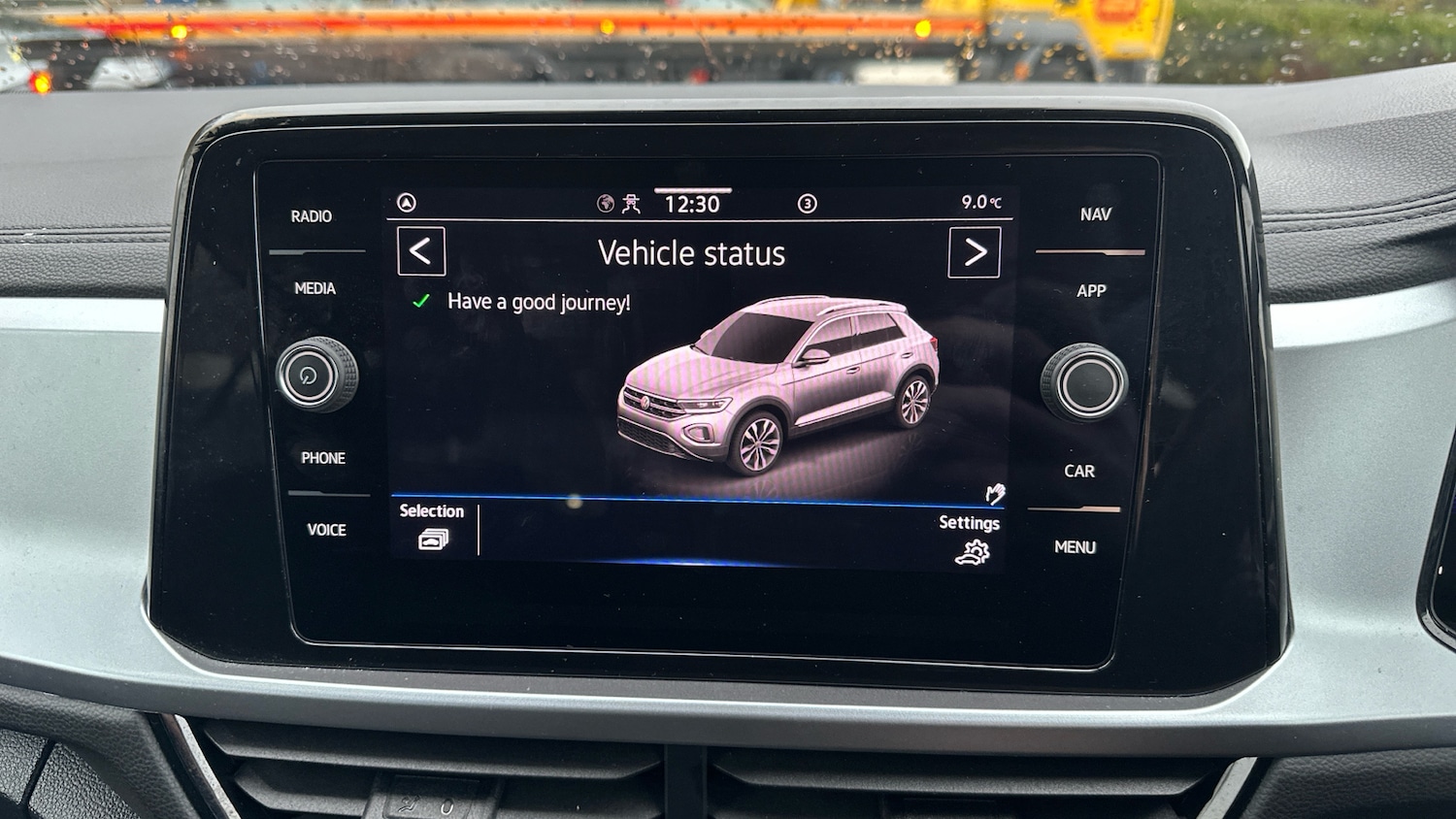 Used Volkswagen T-Roc 2024 for sale - 76776303: Photo 31