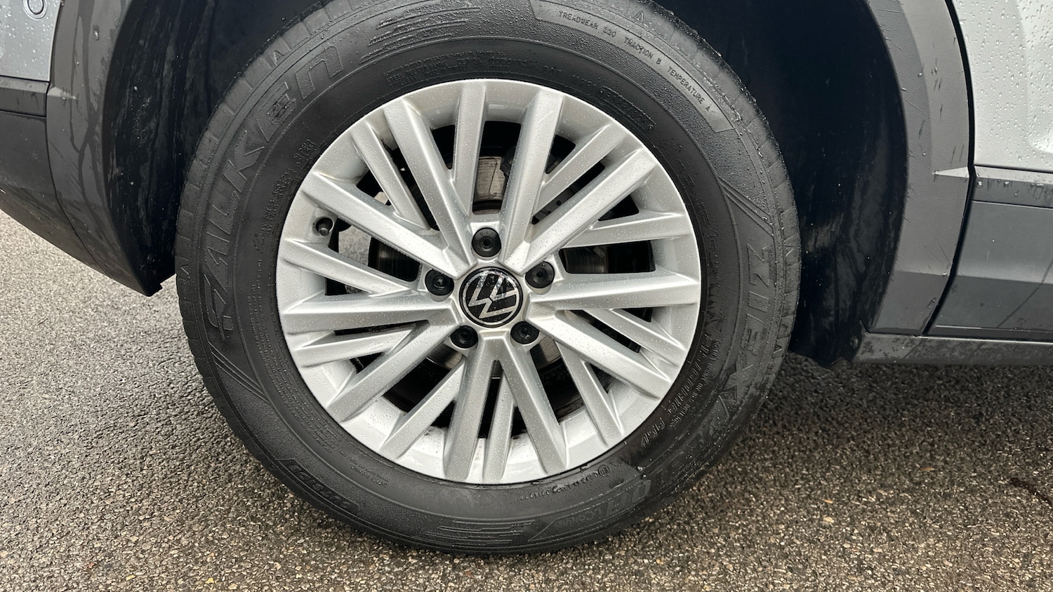 Used Volkswagen T-Roc 2024 for sale - 76776303: Photo 42