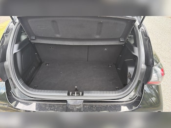 Used Hyundai i20 2023 for sale - 79127374: Photo