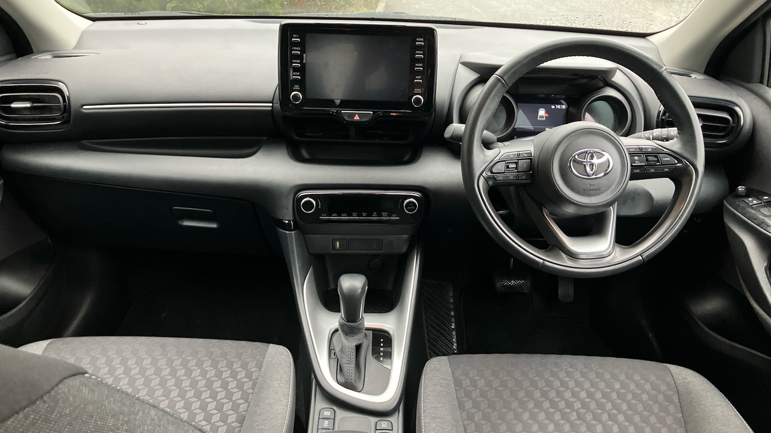 Used Toyota Yaris 2023 for sale - 76776301: Photo 10