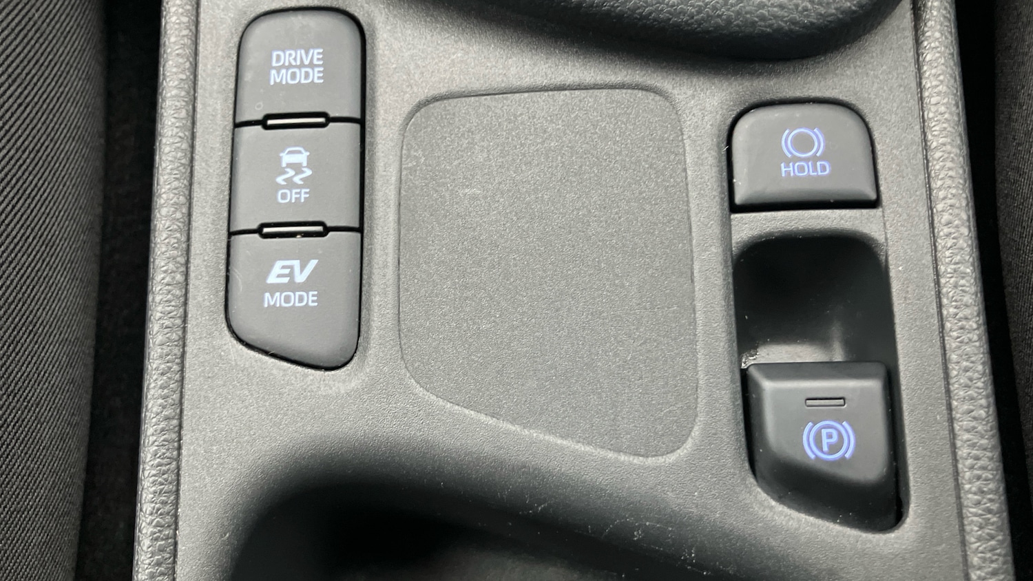 Used Toyota Yaris 2023 for sale - 76776301: Photo 30