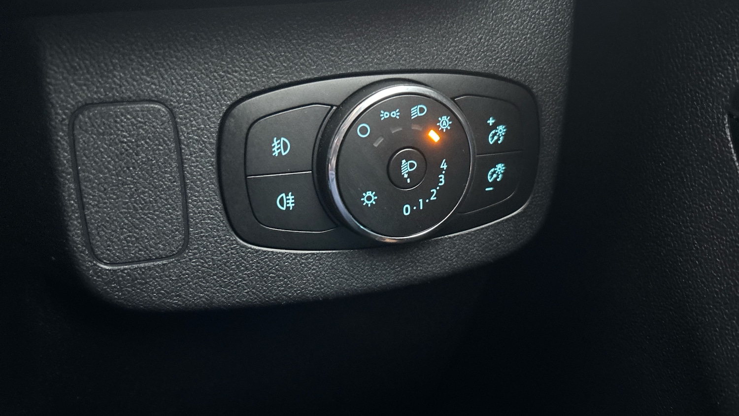 Used Ford Puma 2022 for sale - 76422249: Photo 25