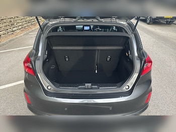 Used Ford Fiesta 2018 for sale - 78764632: Photo