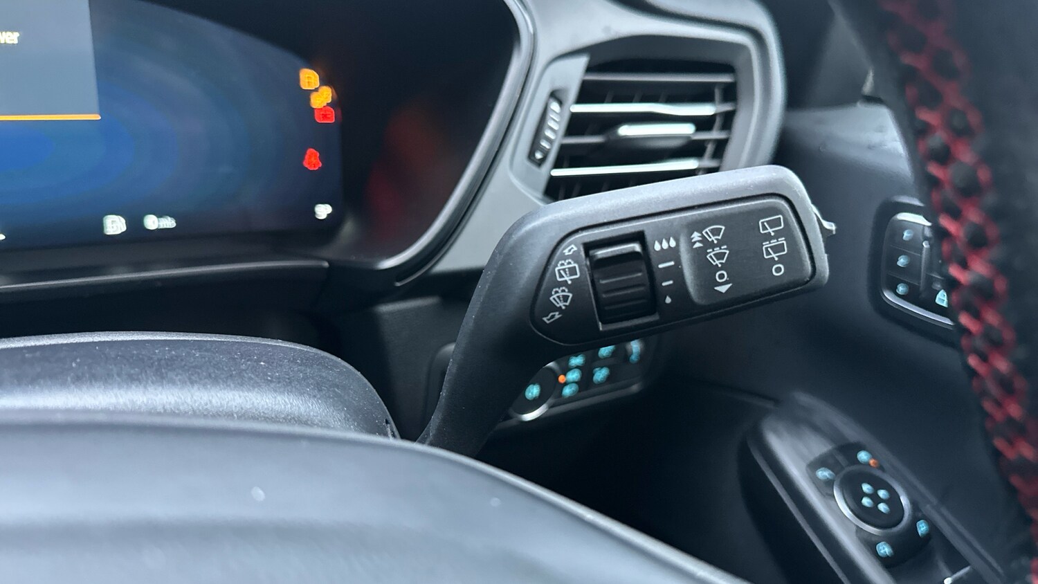 Used Ford Kuga 2025 for sale - 76627901: Photo 42