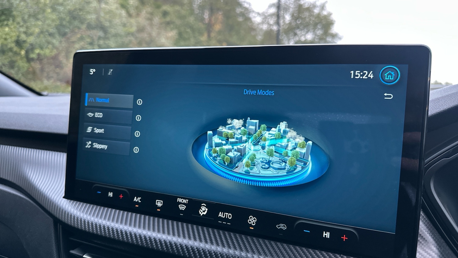 Used Ford Kuga 2025 for sale - 76627901: Photo 46