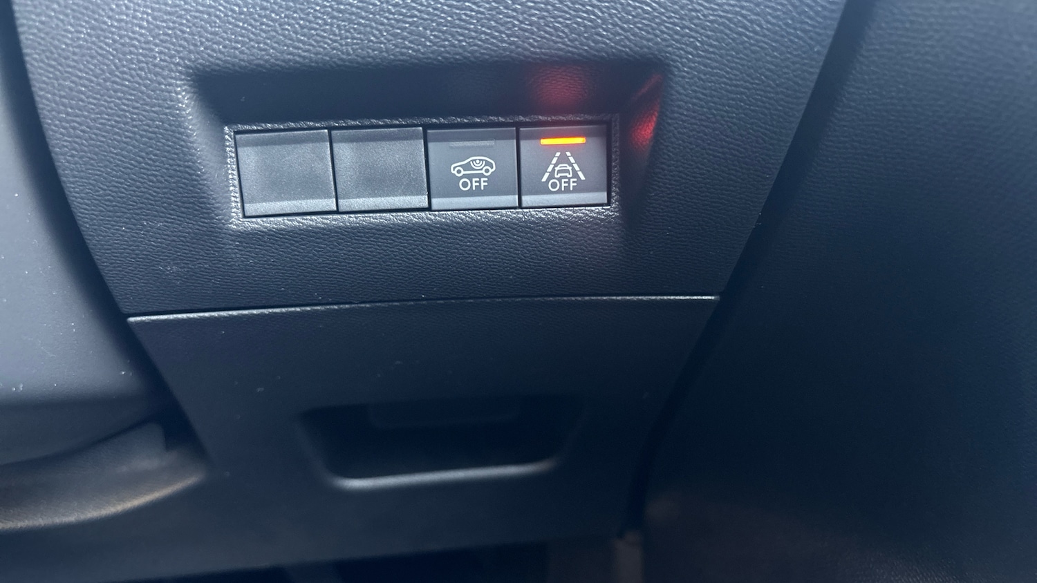 Used Peugeot 208 2021 for sale - 77743139: Photo 23