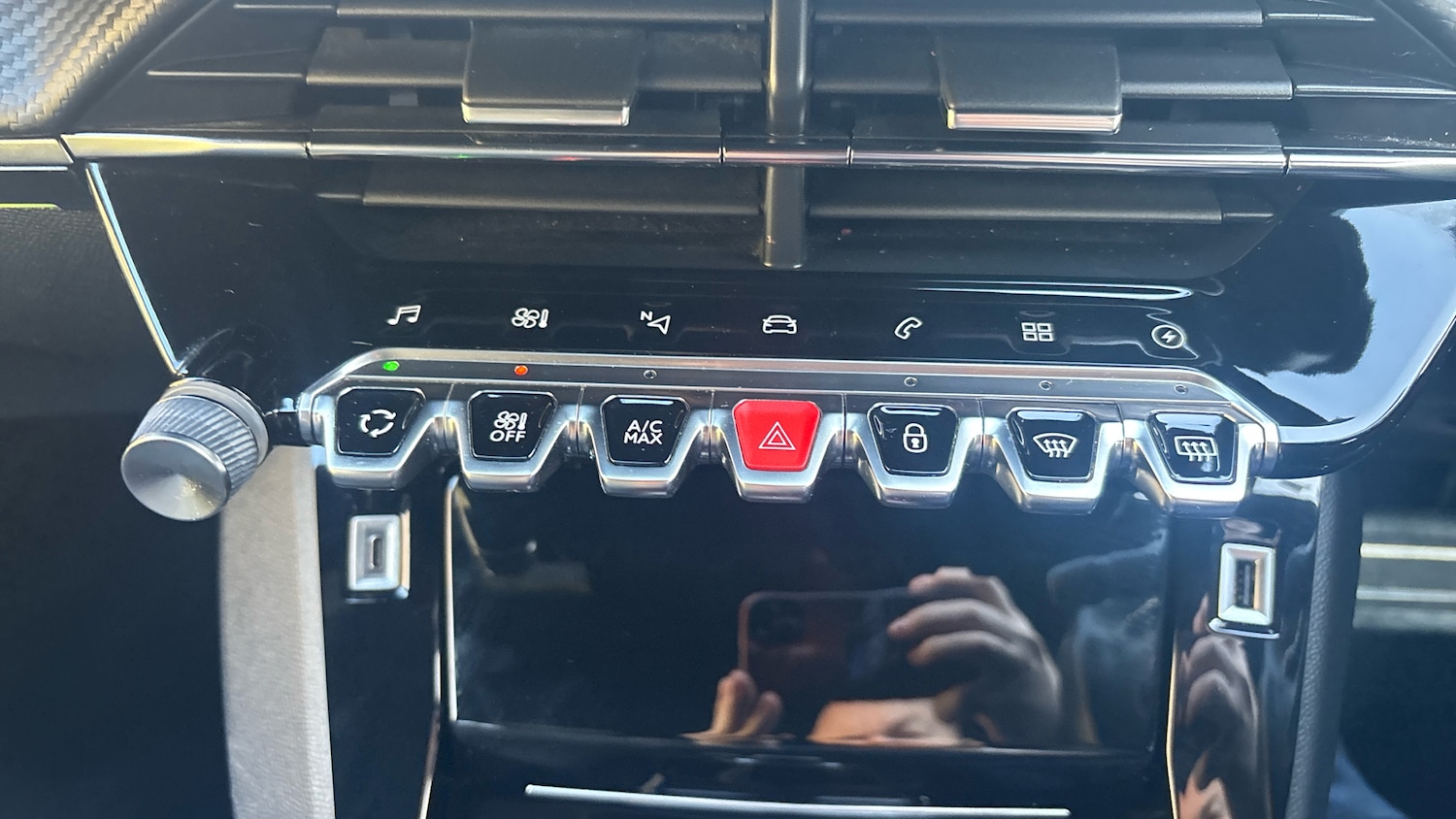 Used Peugeot 208 2021 for sale - 77743139: Photo 25