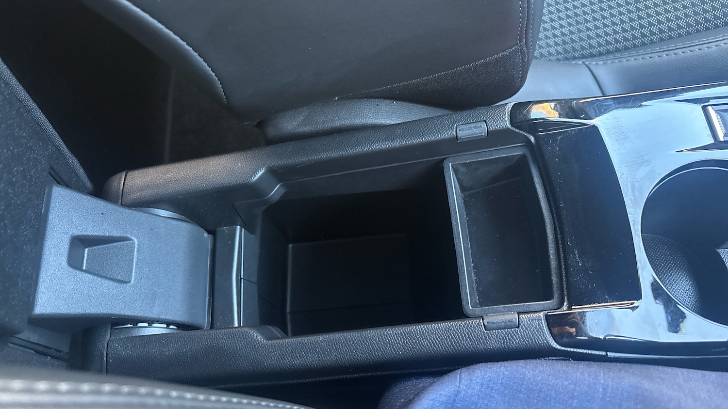 Used Peugeot 208 2021 for sale - 77743139: Photo 30